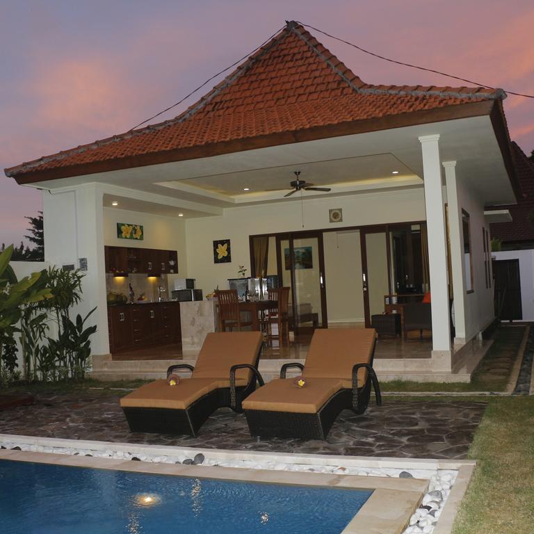 Villa Olivia Джимбаран Экстерьер фото