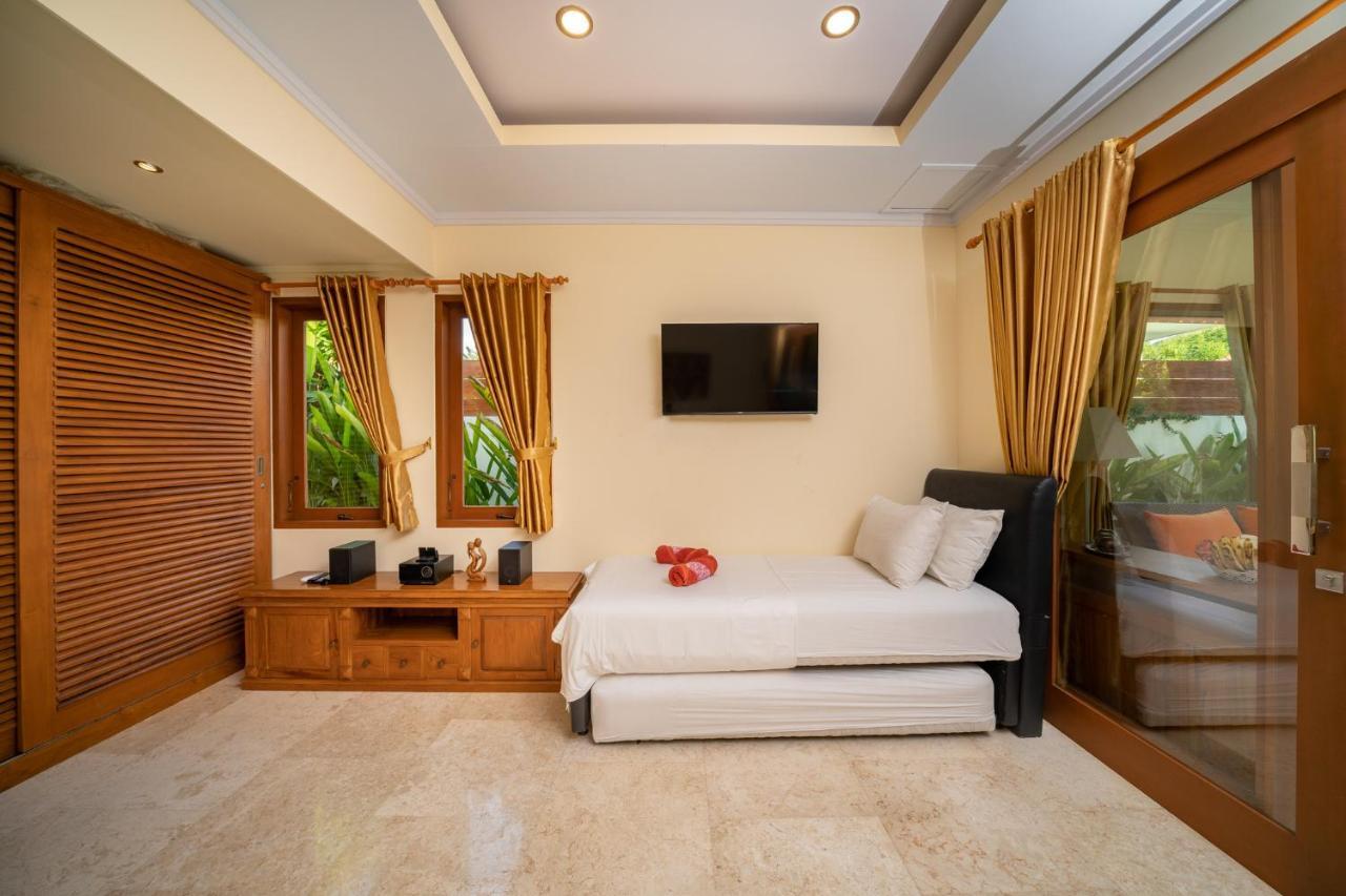 Villa Olivia Джимбаран Экстерьер фото